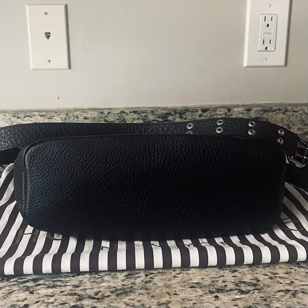 Henri Bendel Black Shoulder Bag - Picture 10 of 16